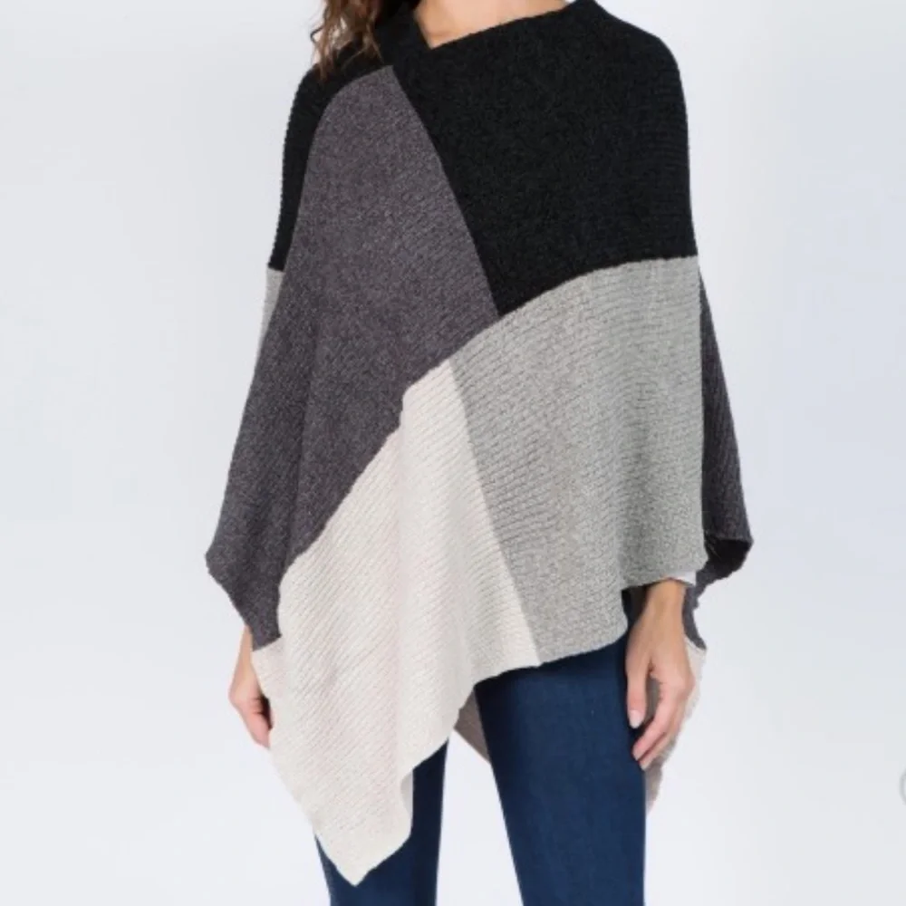 36 Boho chenille knit color block poncho. - Picture 2 of 4